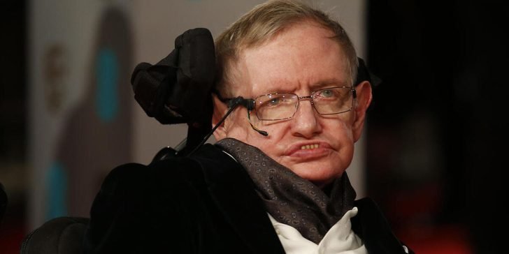 Stephen Hawking: ¿Sabías que la secuencia de su ADN está guardada en un disco duro?